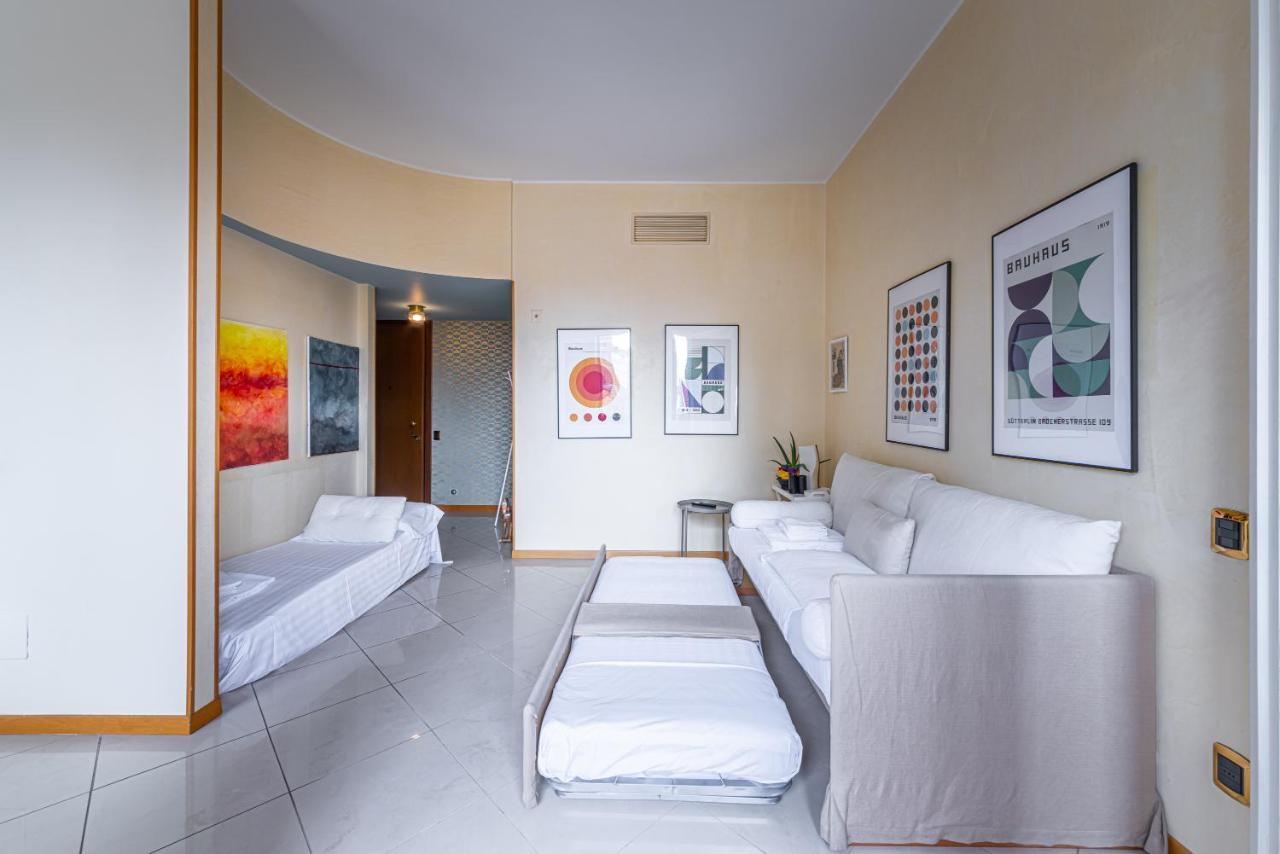 Marco1 Apartment Милано Екстериор снимка